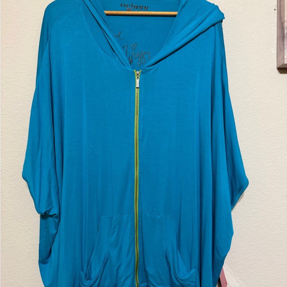 Twiggy London Blue Cover-Up signature line